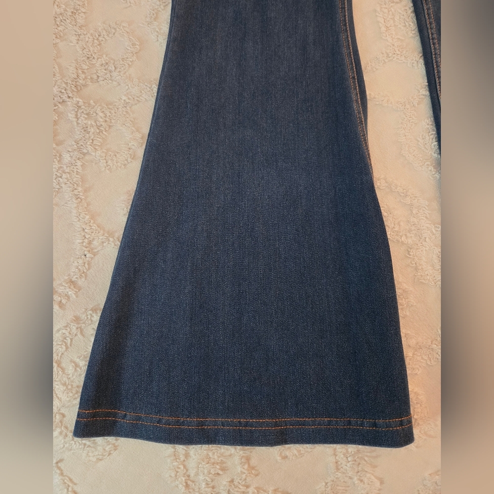 Womens' Wide Leg Jeans - Picture 5 of 10